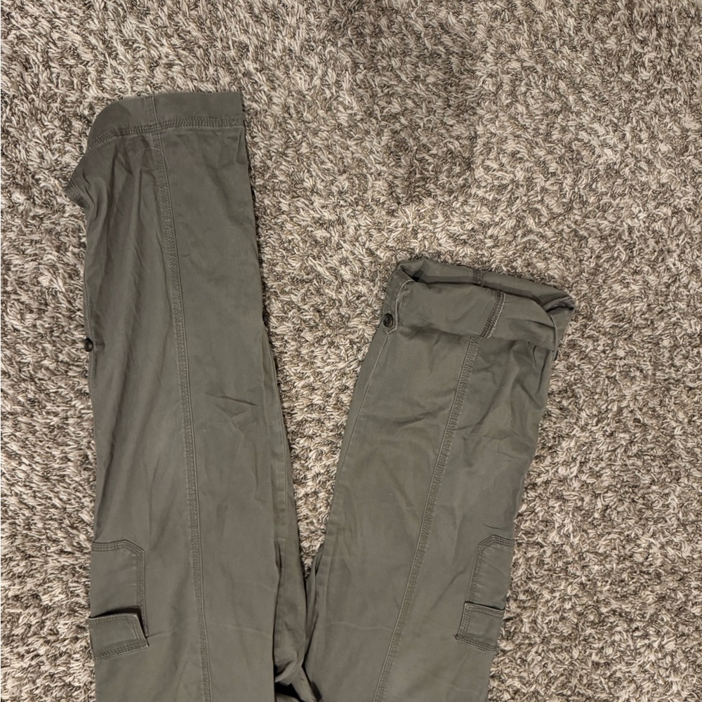 Ladies Sonoma cargo pants convertible to capris sz 10 - Picture 7 of 7